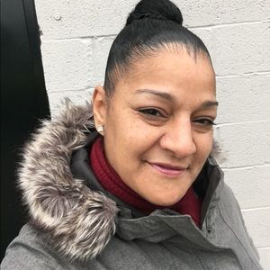 Meet your Posher, Deborah